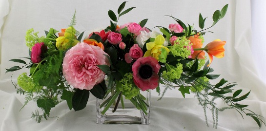 Large Seasonal Centerpiece  |  Toronto's best florist Periwinkle Flowers